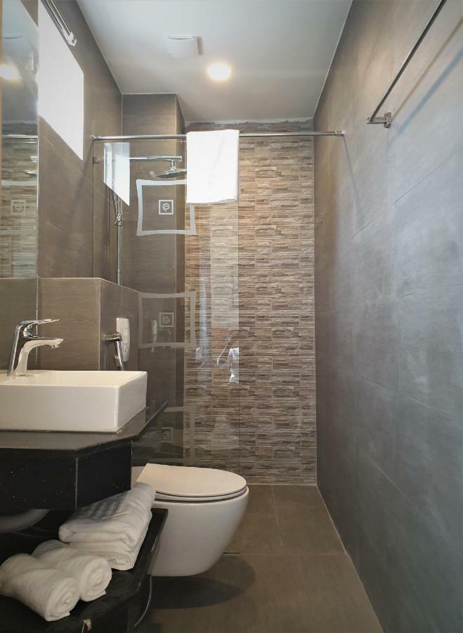 Mio Hotel Куинён Экстерьер фото