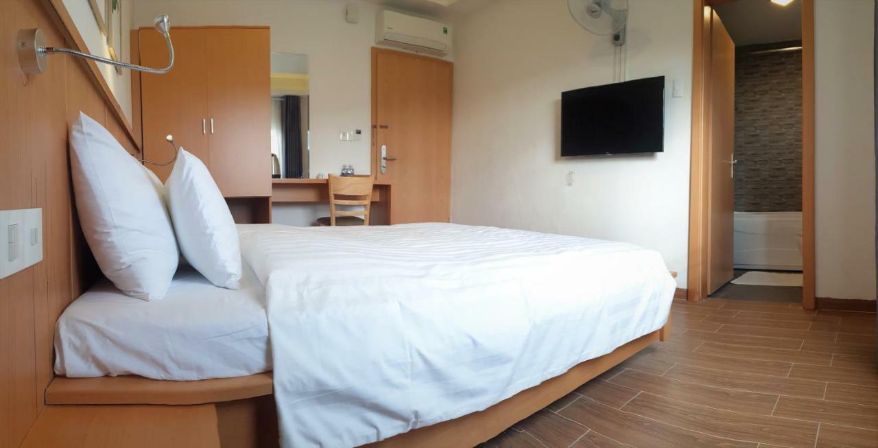 Mio Hotel Куинён Экстерьер фото