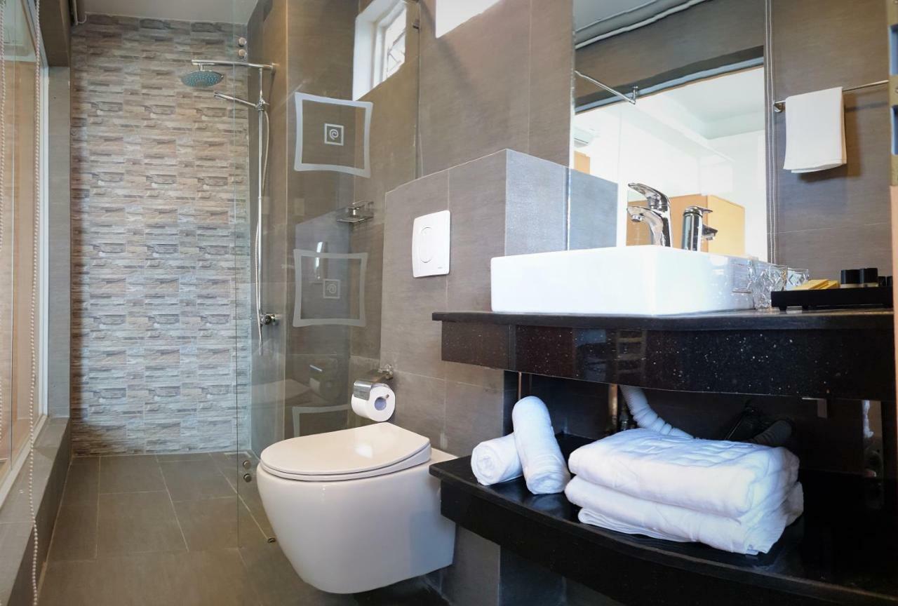 Mio Hotel Куинён Экстерьер фото