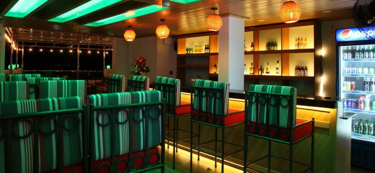 Mio Hotel Куинён Экстерьер фото